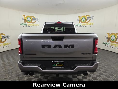 Used 2025 RAM 1500 Big Horn AWD/4WD image 9