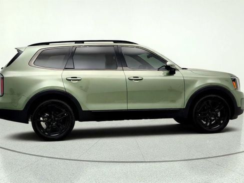 Used 2025 Kia Telluride SX Prestige X-Line AWD/4WD image 4