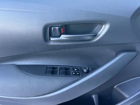 Used 2023 Toyota Corolla LE image 11