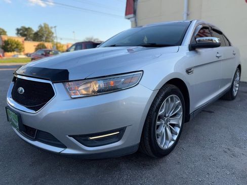 Used 2014 Ford Taurus Limited image 1
