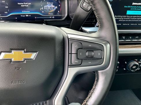 Used 2025 Chevrolet Silverado 2500 LT w/ Convenience Package image 23