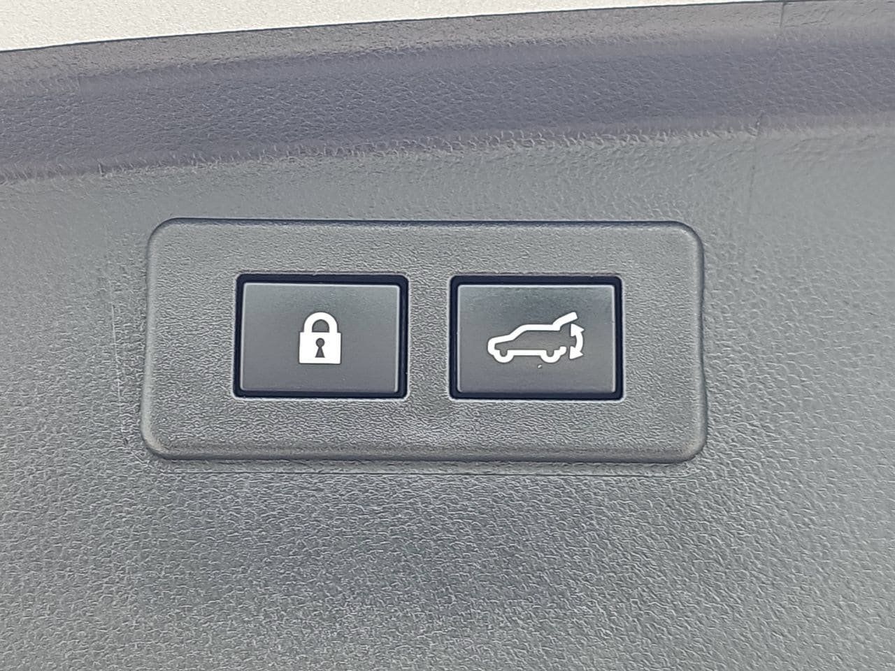 Used 2025 Subaru Outback Onyx Edition AWD/4WD image 16