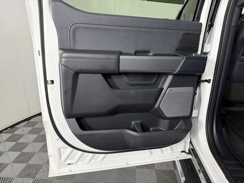 Used 2025 Ford F150 Lariat w/ Equipment Group 502A High AWD/4WD image 19