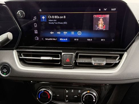 Used 2025 Chevrolet TrailBlazer LT image 24