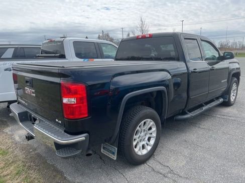 Used 2019 GMC Sierra 1500 SLE w/ SLE Value Package AWD/4WD image 3