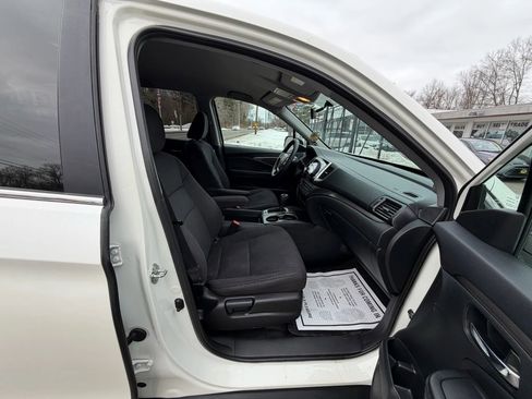 Used 2017 Honda Pilot EX image 13