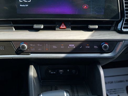 Used 2024 Kia Sportage X-Line w/ X-Line Premium Package image 52