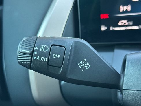 Used 2025 BMW X3 xDrive30i w/ Premium Package image 33