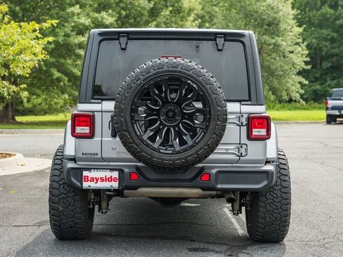 Used 2020 Jeep Wrangler Unlimited Sahara AWD/4WD image 7