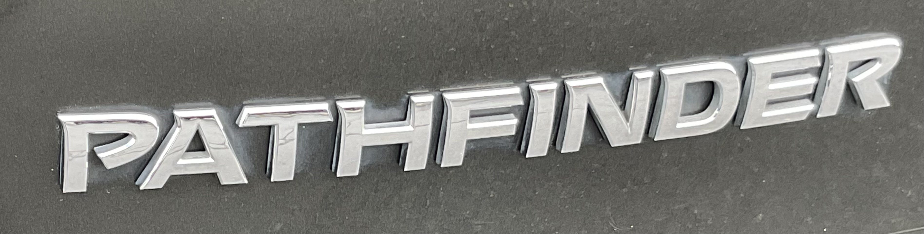 Used 2015 Nissan Pathfinder Platinum FWD image 7