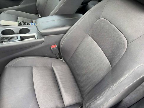 Used 2022 Nissan Altima 2.5 SV image 5