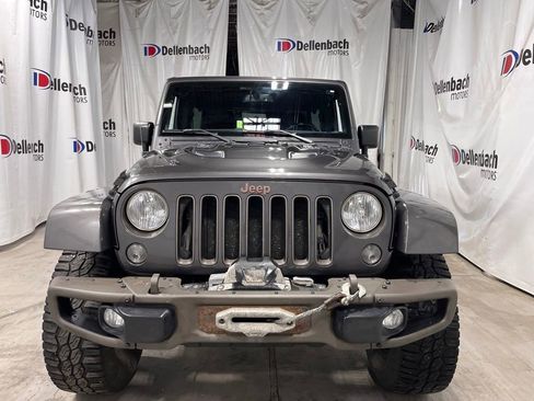 Used 2016 Jeep Wrangler Unlimited Sahara AWD/4WD image 2