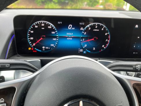 Used 2023 Mercedes-Benz GLB 250 4MATIC image 19