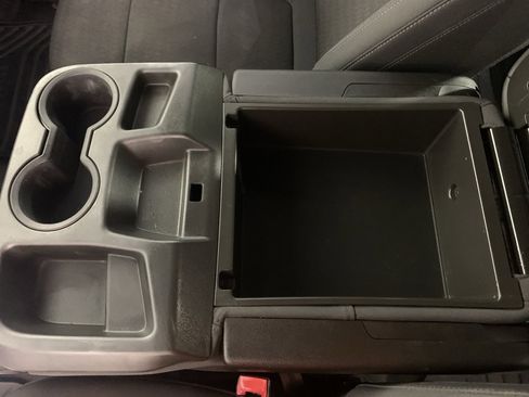 Used 2021 GMC Sierra 1500 SLE image 29