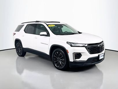 Used 2023 Chevrolet Traverse RS