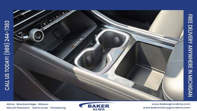 New 2027 Chevrolet Traverse LT w/ Sun and Wheel Package AWD/4WD image 18