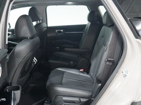 Used 2026 Kia Sorento SX AWD/4WD image 36