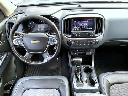 Used 2020 Chevrolet Colorado Z71 AWD/4WD image 13