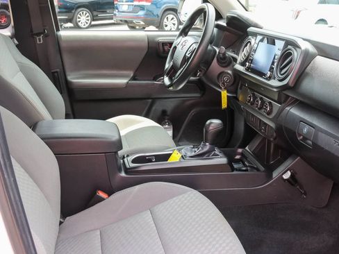 Used 2023 Toyota Tacoma SR RWD image 9