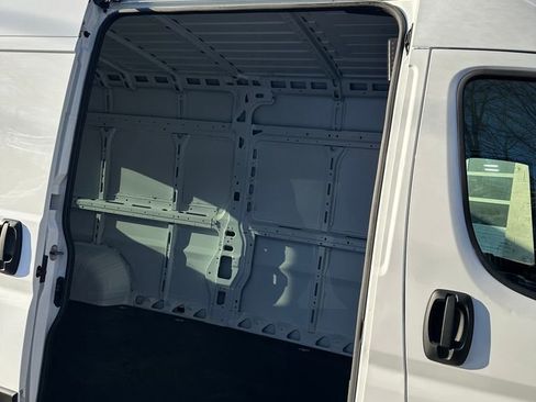 Used 2023 RAM ProMaster 2500 image 25