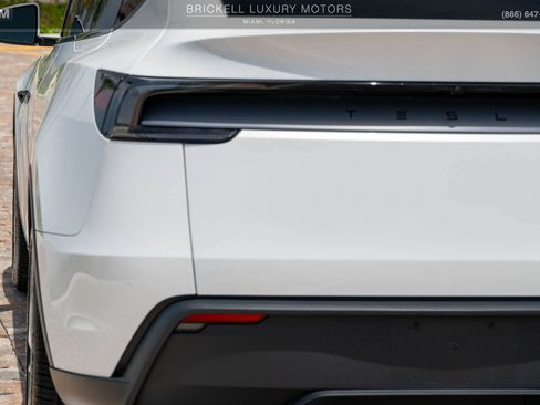 Used 2026 Tesla Model Y Long Range AWD/4WD image 44