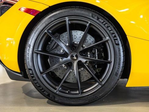 Used 2021 McLaren 720S Performance RWD image 29