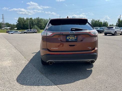 Used 2017 Ford Edge SEL w/ Cargo Accessory Package AWD/4WD image 9