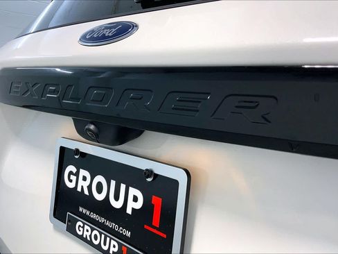 Used 2023 Ford Explorer ST w/ Equipment Group 401A AWD/4WD image 29