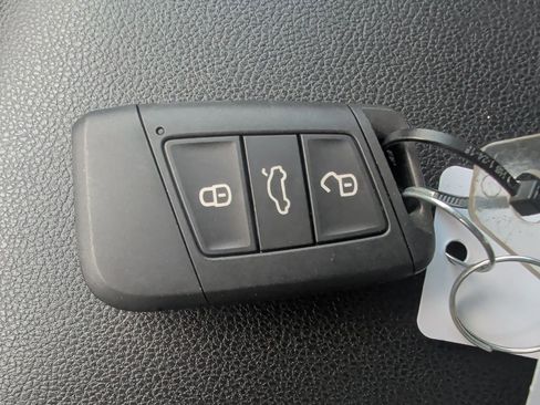 Used 2022 Volkswagen Taos S w/ IQ Drive S Package image 18