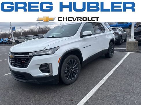 Used 2022 Chevrolet Traverse RS image 1