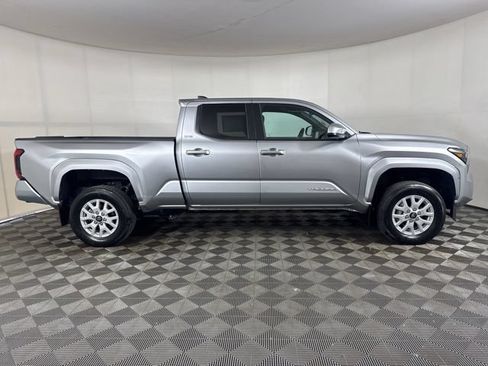 Used 2024 Toyota Tacoma SR5 AWD/4WD image 2