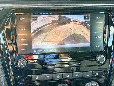 Used 2020 Volkswagen Passat 2.0T R-Line image 14