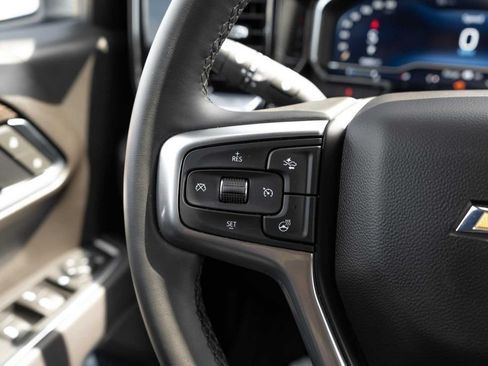 Used 2025 Chevrolet Silverado 1500 LT RWD image 20