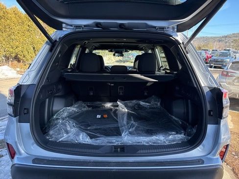 New 2026 Subaru Forester Premium image 7