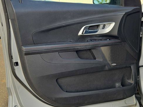Used 2012 Chevrolet Equinox LT FWD image 19