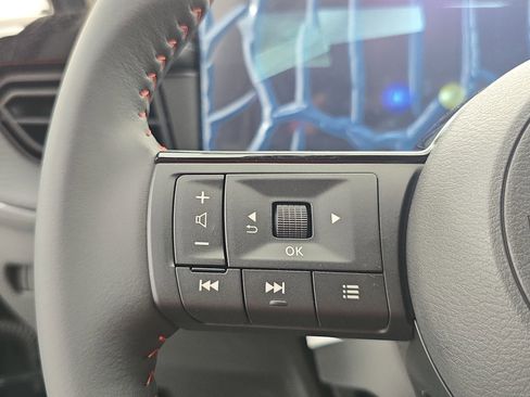 New 2026 Nissan Kicks SR FWD image 16