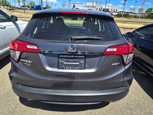 Used 2019 Honda HR-V LX image 4