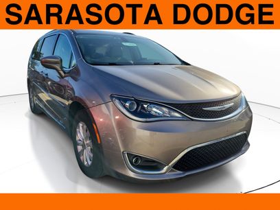 Used 2018 Chrysler Pacifica Touring-L Plus