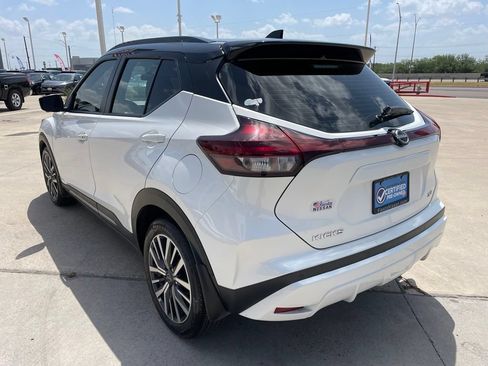 Certified 2024 Nissan Kicks SR FWD image 5