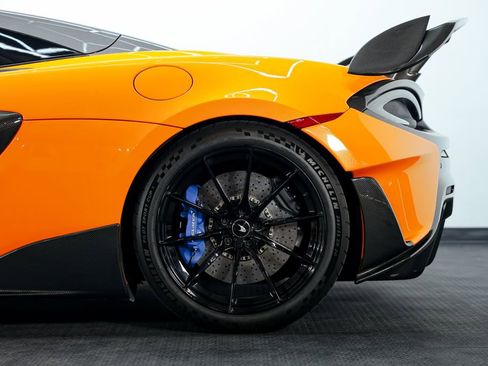 Used 2020 McLaren 600LT Spider image 9