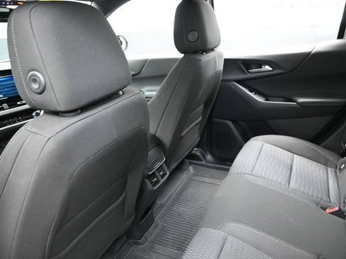 Used 2026 Chevrolet Equinox LT w/ LPO, Floor Liner Package AWD/4WD image 24