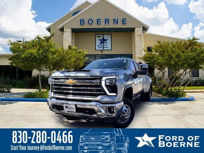 Used 2025 Chevrolet Silverado 3500 LTZ w/ LTZ Convenience Package