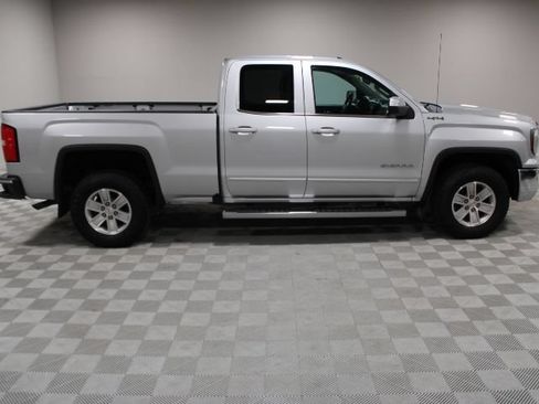 Used 2018 GMC Sierra 1500 SLE w/ SLE Value Package AWD/4WD image 11