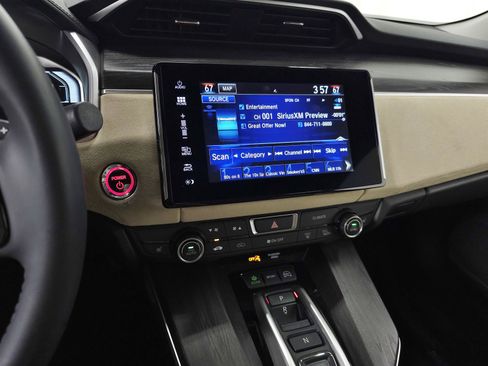 Used 2018 Honda Clarity Touring image 19