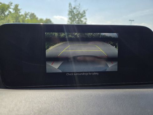 Used 2023 MAZDA MAZDA3 s FWD image 19
