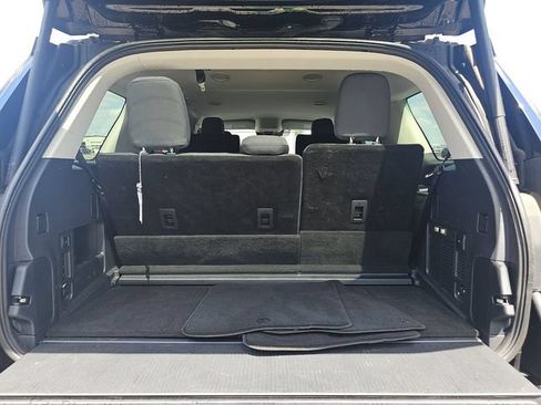 Used 2025 Ford Expedition Active RWD image 5
