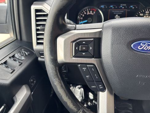 Used 2020 Ford F150 Platinum w/ Technology Package AWD/4WD image 17