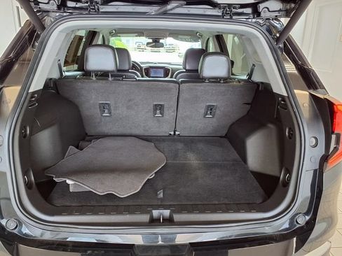 Used 2022 GMC Terrain SLT AWD/4WD image 24