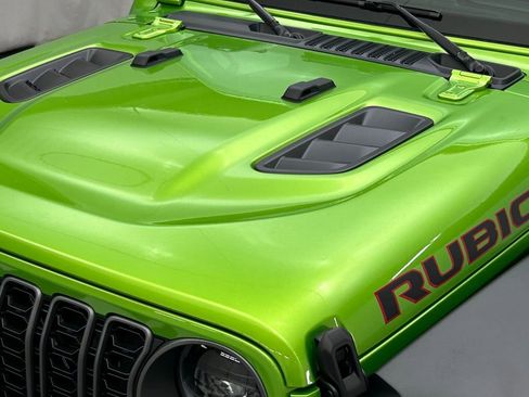 New 2025 Jeep Gladiator Rubicon w/ Safety Group image 6