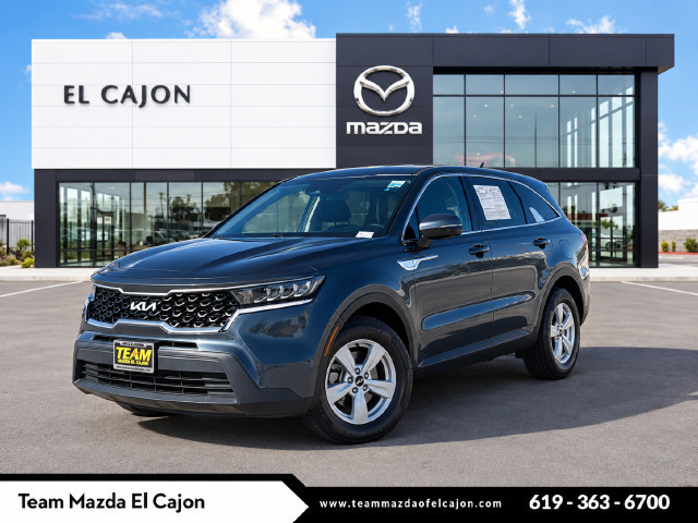 Used 2023 Kia Sorento LX FWD image 1